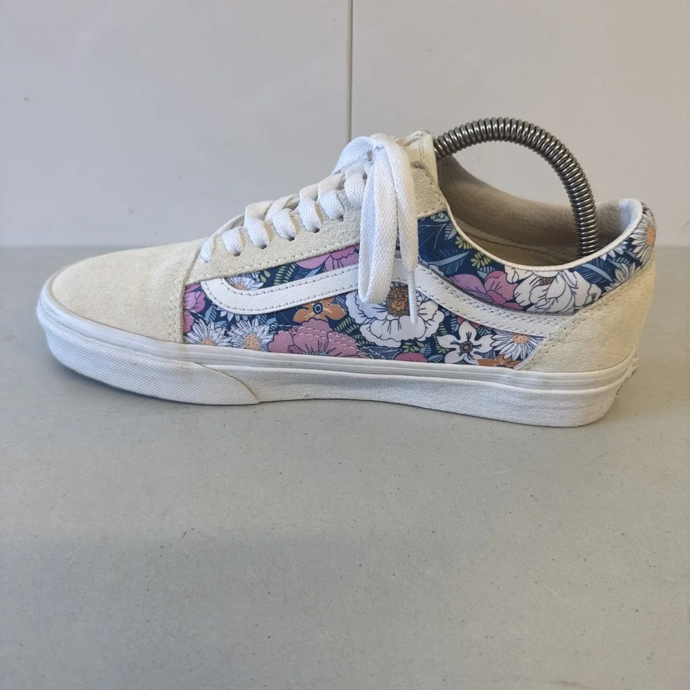 Vans Women's 9.5 Old Skool Floral Print Multi-Color Suede Upper Shoes